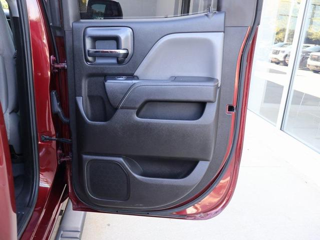 Photo of 2015 Deep Ruby Metallic Chevrolet Silverado 1500