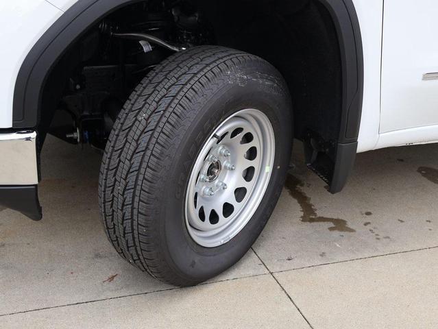 Photo of 2025 Summit White GMC Sierra 1500