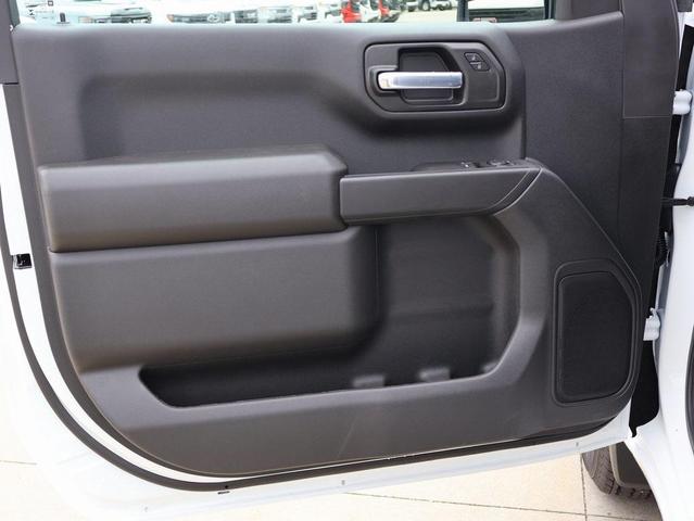 Photo of 2025 Summit White GMC Sierra 1500