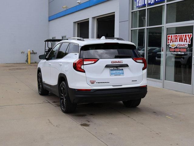 Photo of 2022 Summit White GMC Terrain