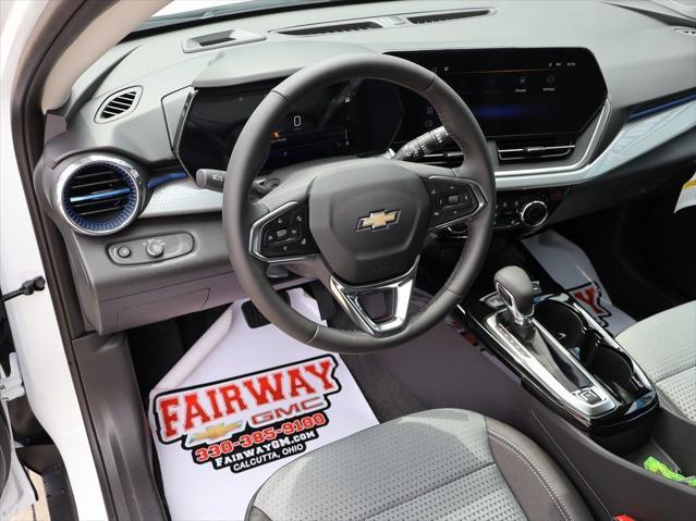 Photo of 2025 Summit White Chevrolet Trax