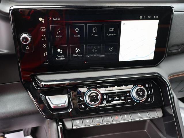 Photo of 2025 Summit White GMC Sierra 2500