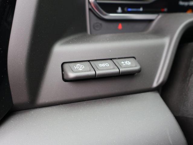 Photo of 2025 Summit White GMC Sierra 2500