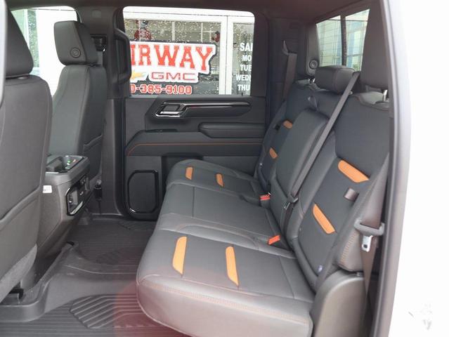Photo of 2025 Summit White GMC Sierra 2500