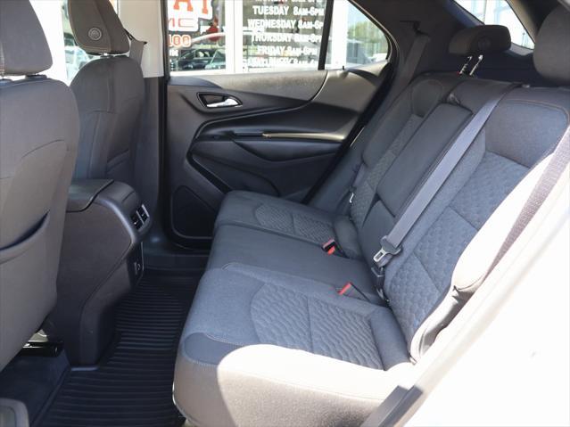 Photo of 2020 Silver Ice Metallic Chevrolet Equinox