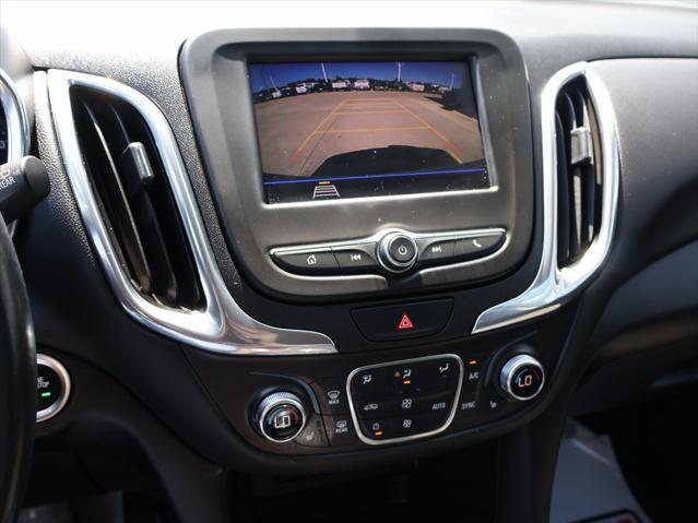 Photo of 2020 Silver Ice Metallic Chevrolet Equinox