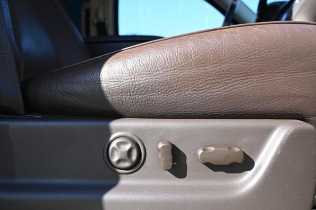 Photo of 2014 White Diamond Tricoat Cadillac Escalade ESV