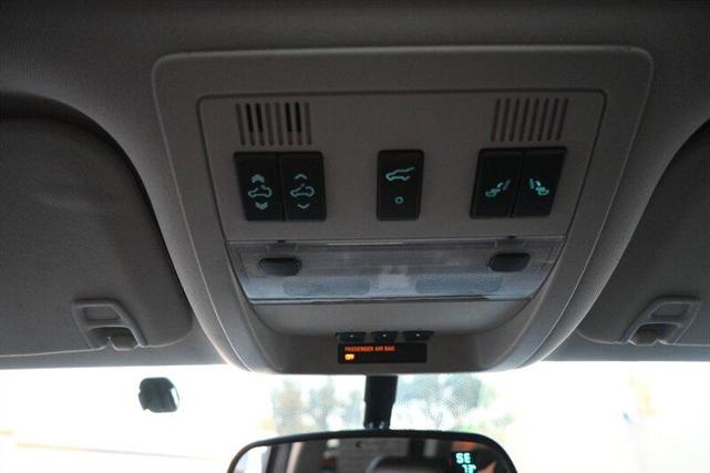 Photo of 2007 Graystone Metallic Chevrolet Suburban