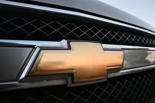 Photo of 2007 Graystone Metallic Chevrolet Suburban