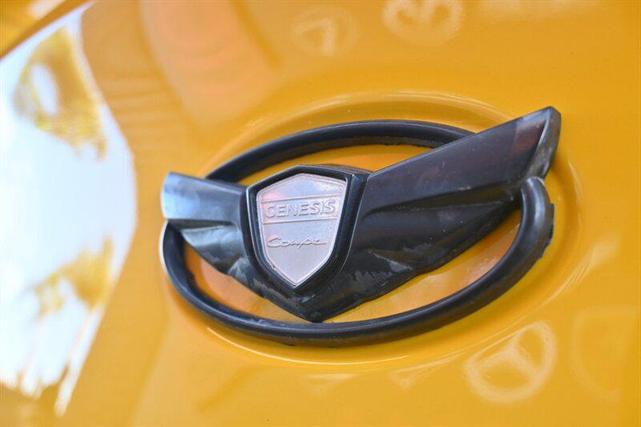 Photo of 2012 Interlagos Yellow Hyundai Genesis Coupe
