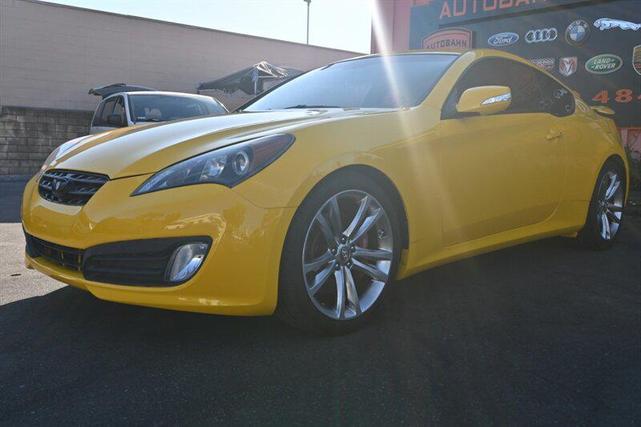 Photo of 2012 Interlagos Yellow Hyundai Genesis Coupe
