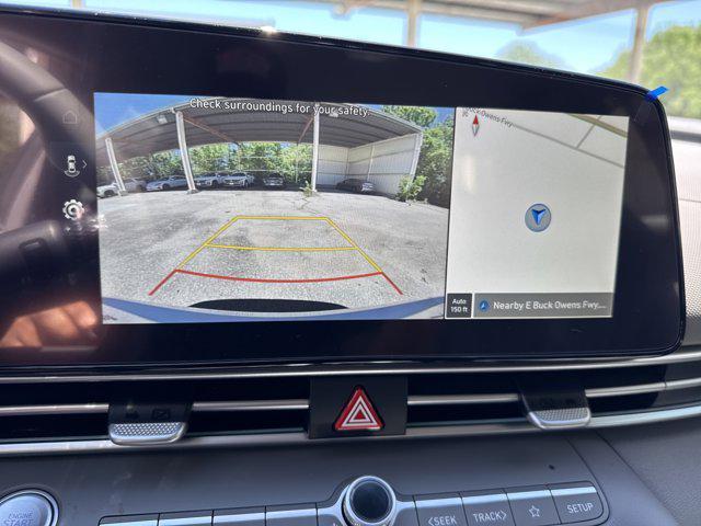 Photo of 2025 White Hyundai ELANTRA HEV