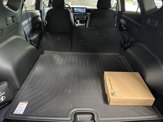 Photo of 2025 Hampton Gray Hyundai TUCSON