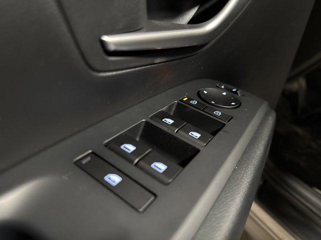 Photo of 2025 Hampton Gray Hyundai TUCSON