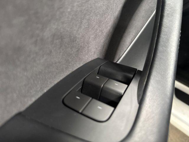 Photo of 2023 White Tesla Model 3