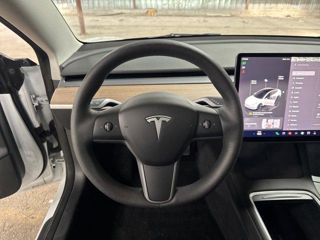Photo of 2023 White Tesla Model 3
