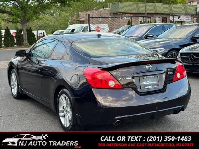 Photo of 2011 MIDNIGHT PURPLE Nissan Altima