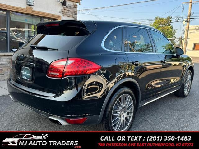 Photo of 2013 Black Porsche Cayenne