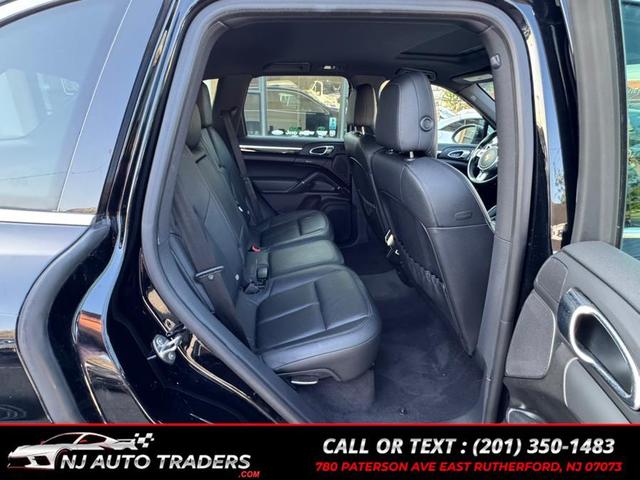 Photo of 2013 Black Porsche Cayenne