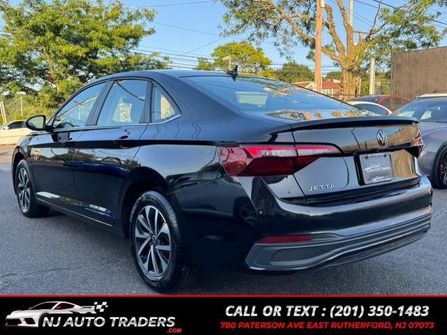 Photo of 2024 Deep Black Pearl Volkswagen Jetta