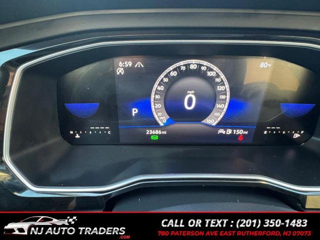 Photo of 2024 Deep Black Pearl Volkswagen Jetta
