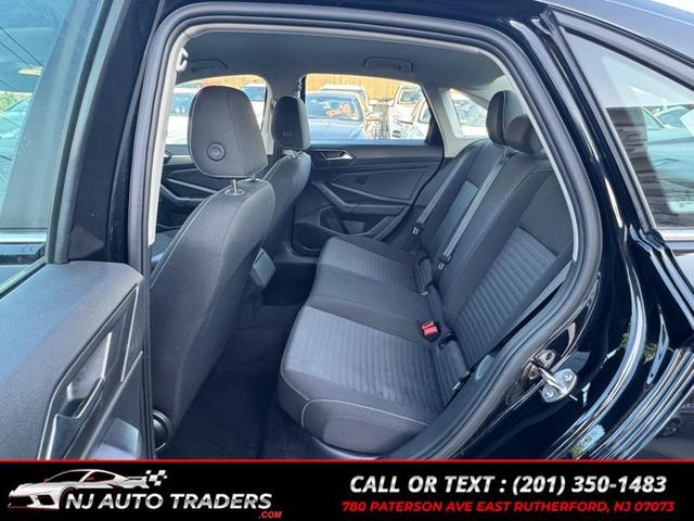 Photo of 2024 Deep Black Pearl Volkswagen Jetta