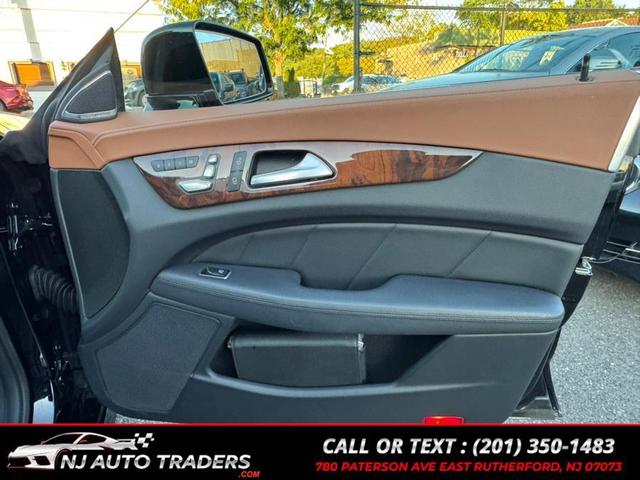 Photo of 2016 Black Mercedes-Benz CLS-Class