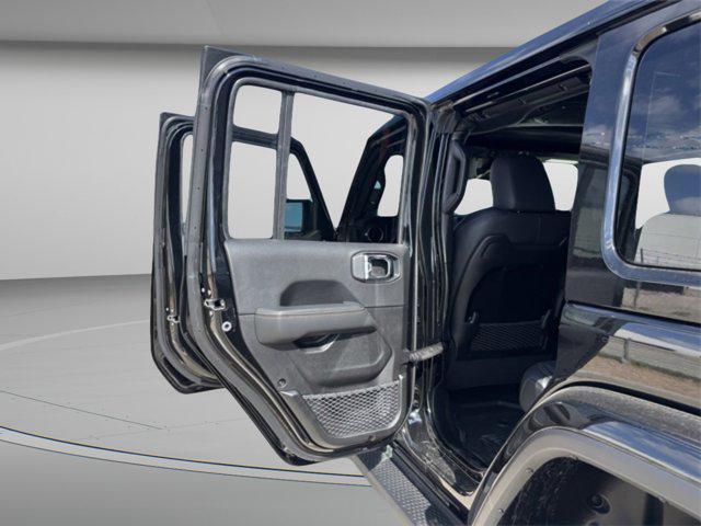 Photo of 2025 Black Clearcoat Jeep Wrangler