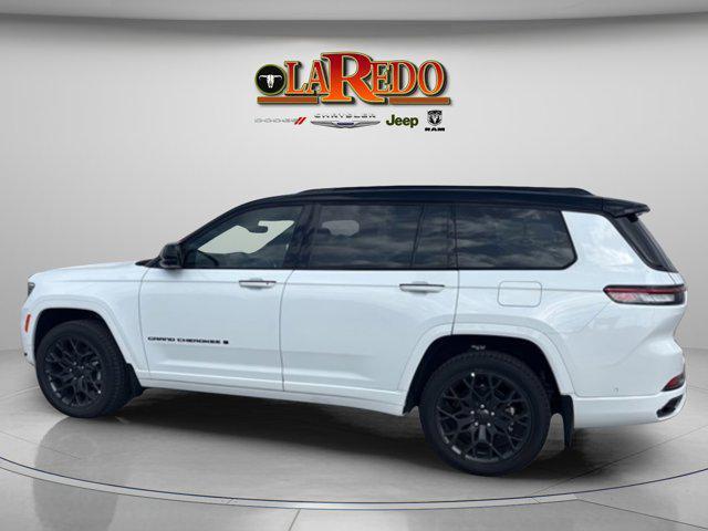 Photo of 2025 Bright White Clearcoat Jeep Grand Cherokee L
