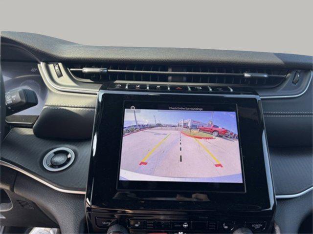 Photo of 2025 Silver Zynith Jeep Grand Cherokee L