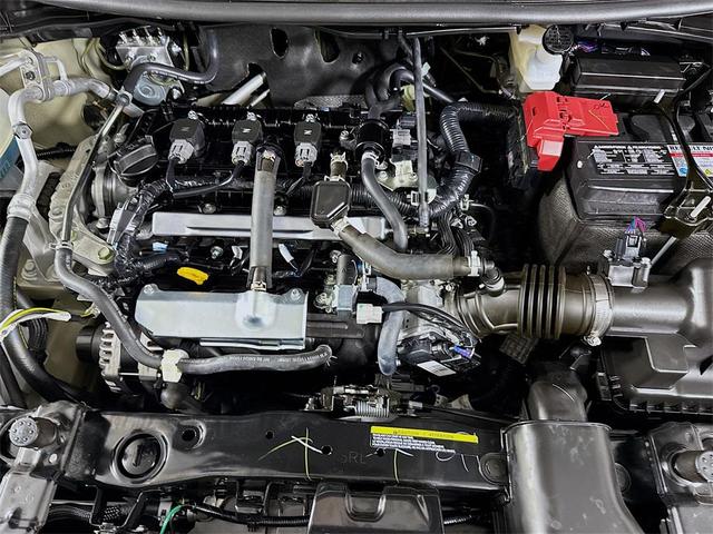 Photo of 2025 Super Black Nissan Versa