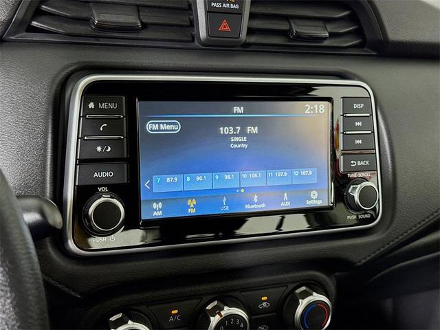 Photo of 2025 Super Black Nissan Versa