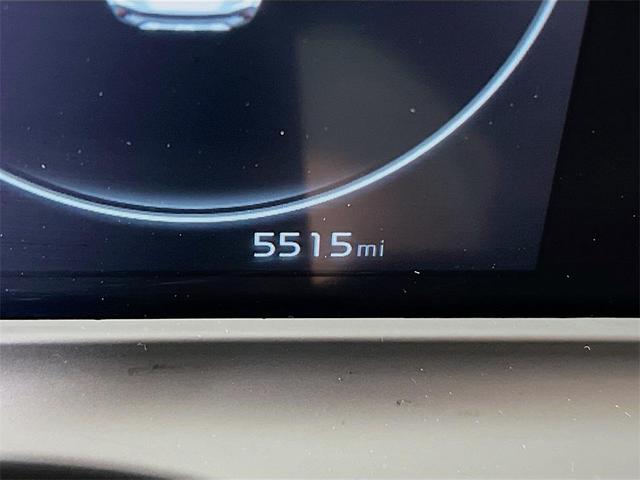 Photo of 2024 Mars Orange Kia Seltos