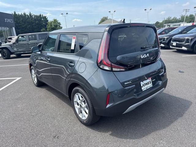 Photo of 2025 Gray Kia Soul