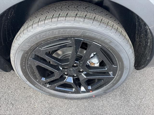 Photo of 2025 Green Kia Telluride