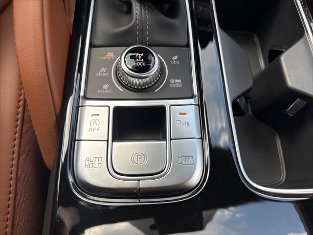 Photo of 2025 Green Kia Telluride