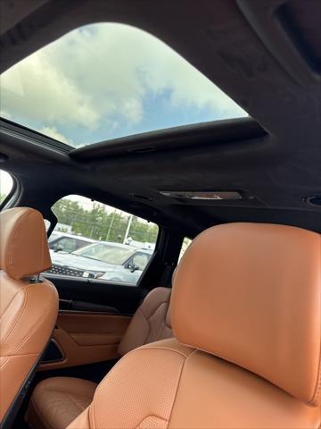 Photo of 2025 Green Kia Telluride