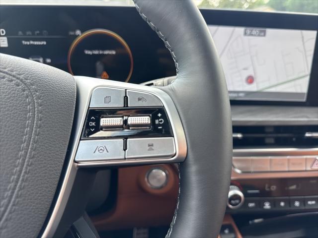 Photo of 2025 Green Kia Telluride