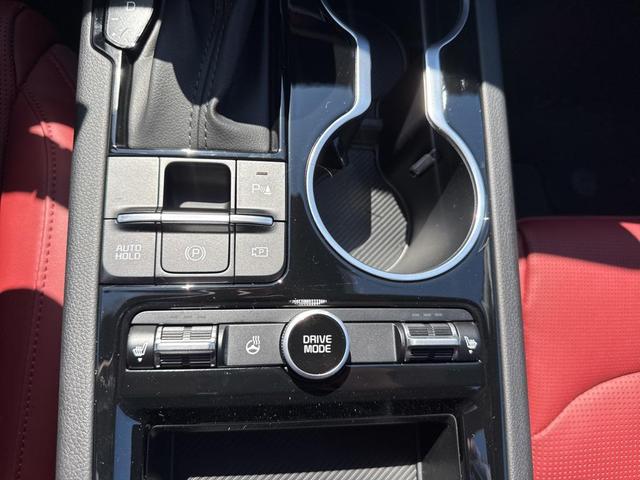 Photo of 2026 Gray Kia K5