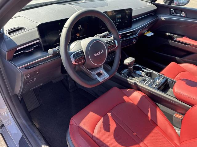Photo of 2026 Gray Kia K5