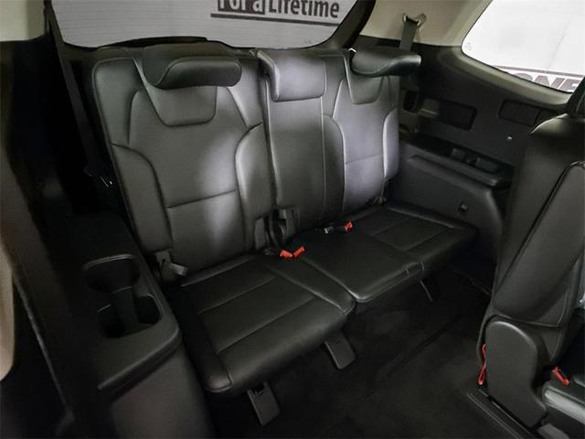 Photo of 2021 Dark Moss Kia Telluride