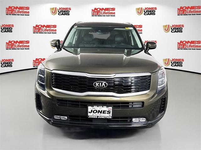 Photo of 2021 Dark Moss Kia Telluride