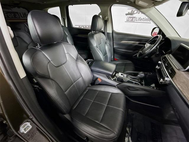 Photo of 2021 Dark Moss Kia Telluride