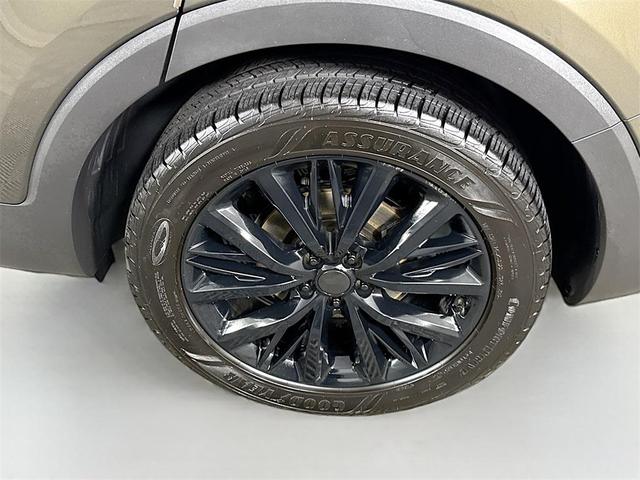 Photo of 2021 Dark Moss Kia Telluride