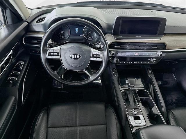 Photo of 2021 Dark Moss Kia Telluride