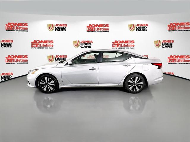Photo of 2022 Brilliant Silver Metallic Nissan Altima