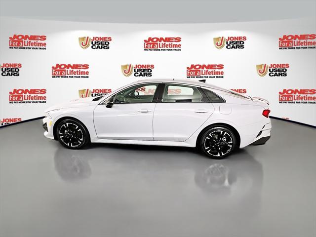 Photo of 2024 Wolf Gray Kia K5