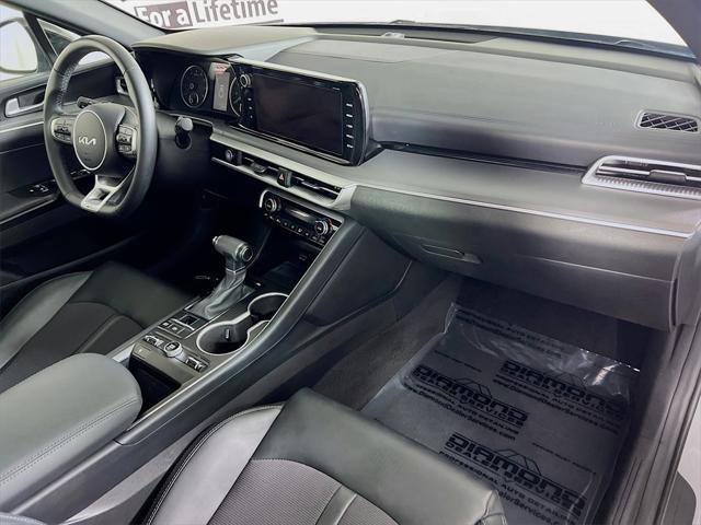 Photo of 2024 Wolf Gray Kia K5