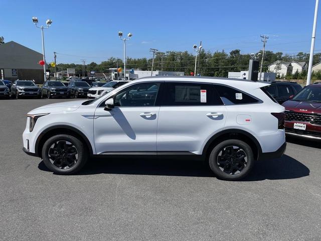 Photo of 2026 Glacial White Pearl Kia Sorento