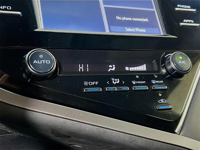 Photo of 2018 Midnight Black Toyota Camry